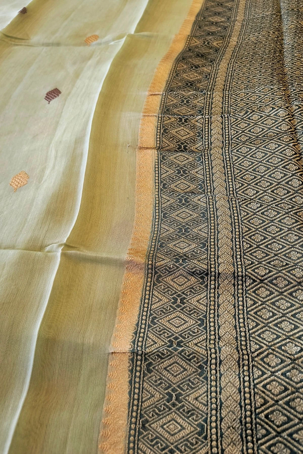 Pista Green Modal Silk Handwoven Saree