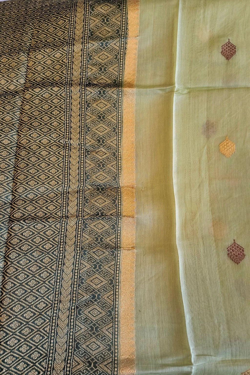 Pista Green Modal Silk Handwoven Saree